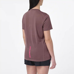 SENSE AERO LIMITED COURTNEY EDITION - Women's Short Sleeve T-Shirt